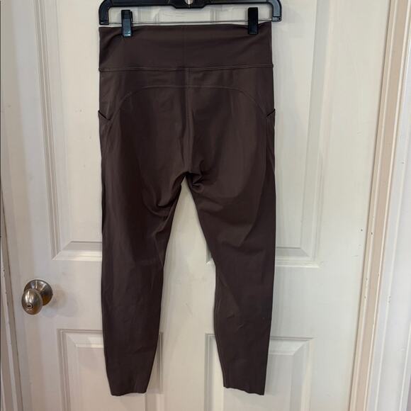 Peloton Charcoal Leggings with Tulip Hem Size L - Picture 6 of 6